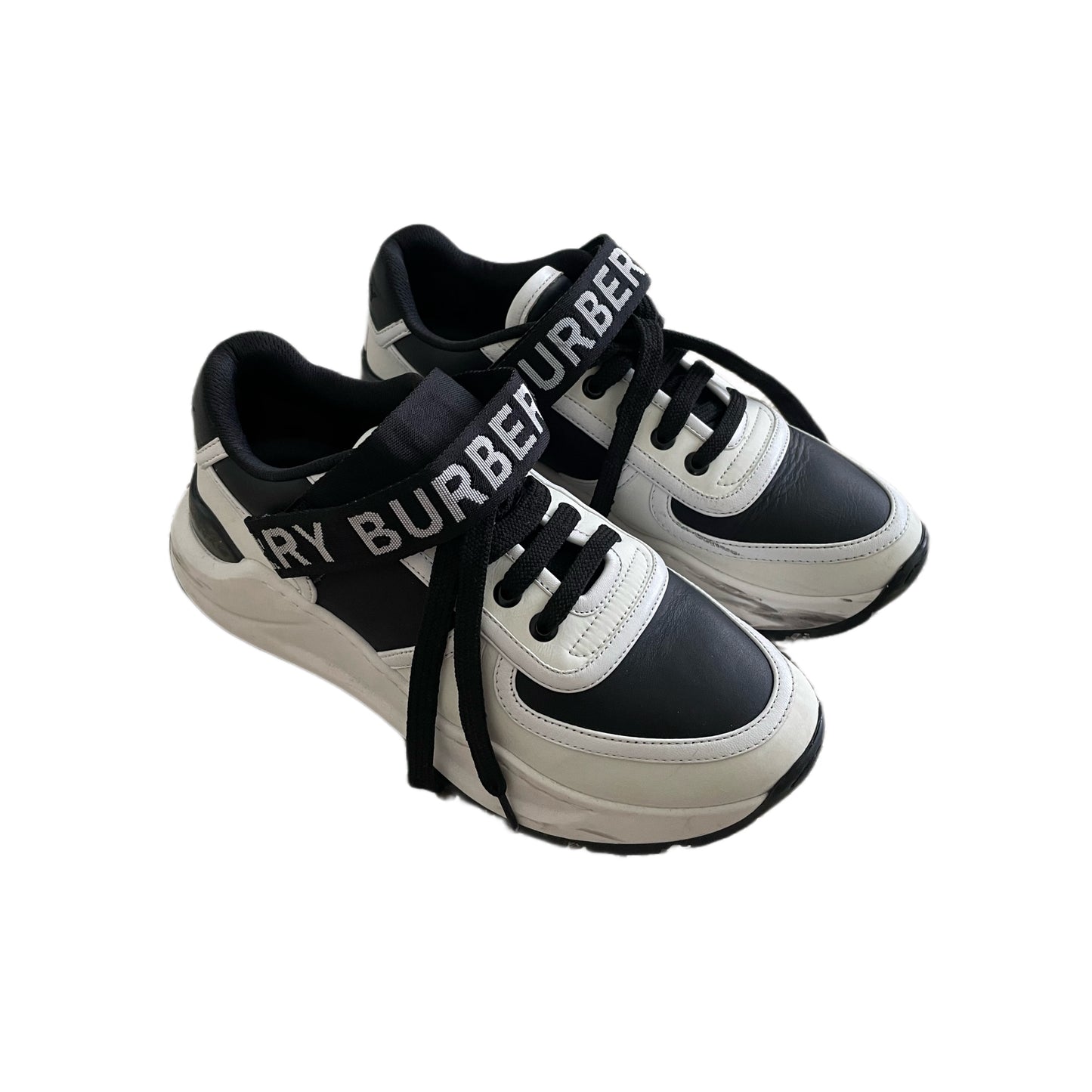 Burberry Ronnie L Low Top Sneakers